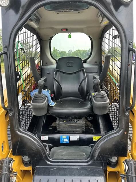 239d compact track loader door removal|Compact Loader Maintenance .